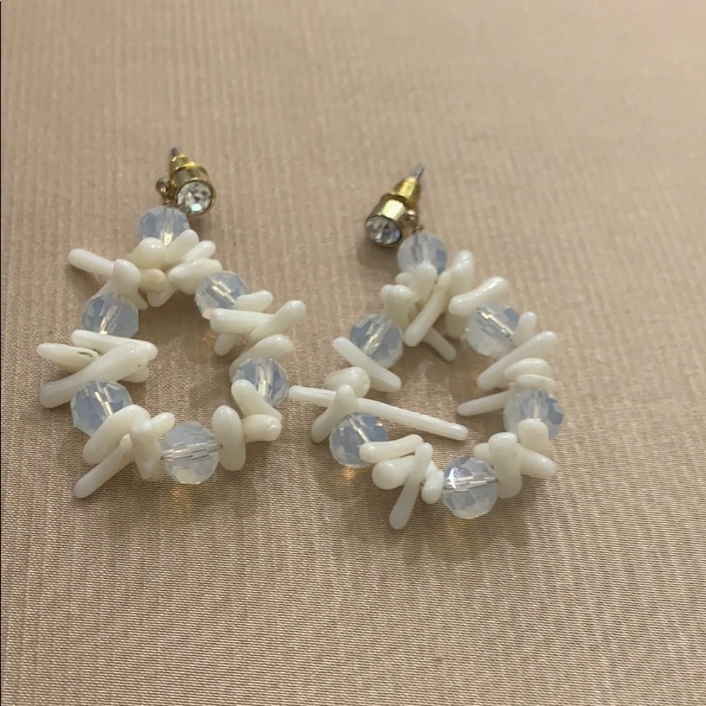 Earrings - Picture 3 of 5